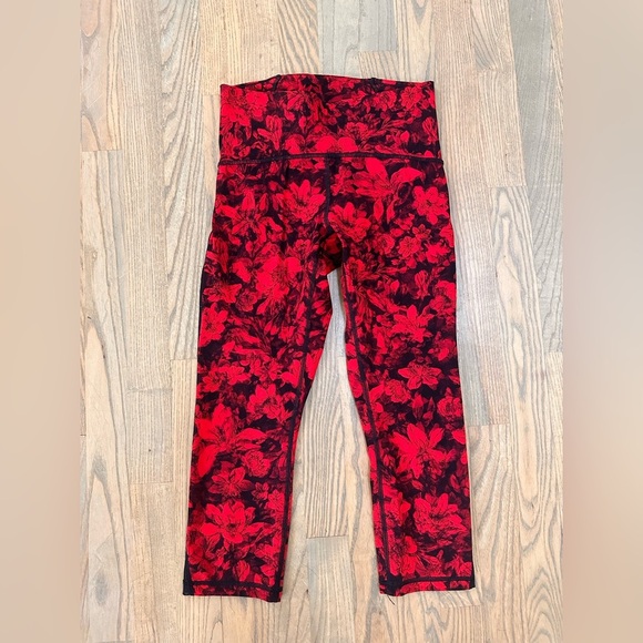 Lululemon Athletica Red Floral Leggings - Picture 4 of 5